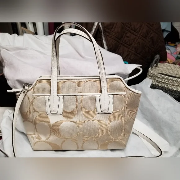 Used Twice - Excellent condition - Coach - Small White / Tan purse - Picture 3 of 7